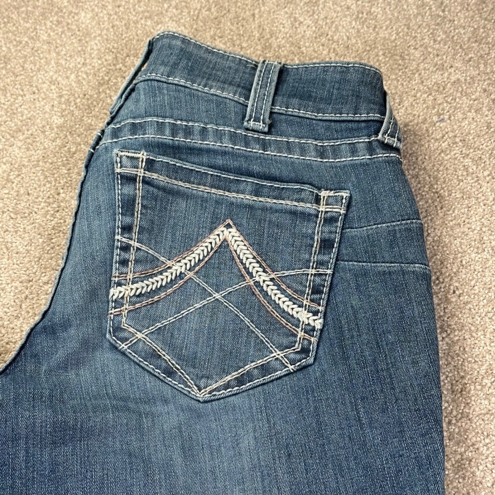 Ariat Womens 29L REAL Denim Straight Leg Blue Medium Wash Embroidered Western